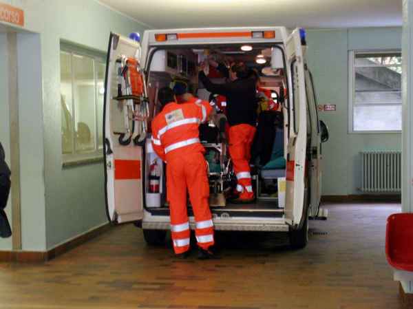 Capodanno in provincia, tre feriti a Cisterna e Gaeta per i botti Capodanno in provincia, tre feriti a Cisterna e Gaeta per i botti