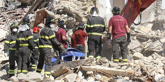 Chiedeva su web fondi per terremotati, arrestato 28enne a Reggio Chiedeva su web fondi per terremotati, arrestato 28enne a Reggio