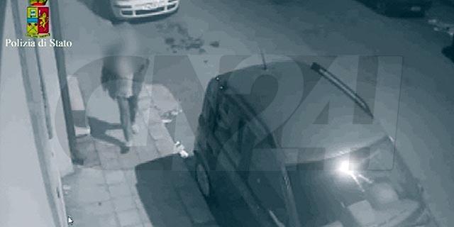 Agguato a Reggio Calabria, uccisa coppia di amanti; omicidio della 'ndrangheta? Agguato a Reggio Calabria, uccisa coppia di amanti; omicidio della 'ndrangheta?