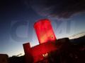 Torre Normanna illuminata di rosso