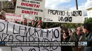 Lavoro. Sit-in dipendenti strutture socio sanitarie a Reggio Calabria