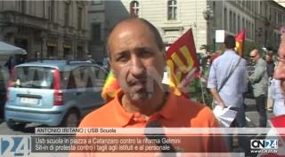Usb scuola in piazza a Catanzaro contro la riforma Gelmini