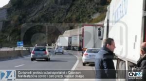 Carburanti: protesta autotrasportatori a Catanzaro