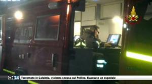 Terremoto in Calabria, violenta scossa sul Pollino. Evacuato un ospedale. GLI AGGIORNAMENTI